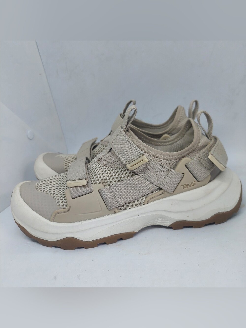 Teva Outflow Universal Water Sandals Beige Outdoor Shoes 1136310 Womens Size 6
